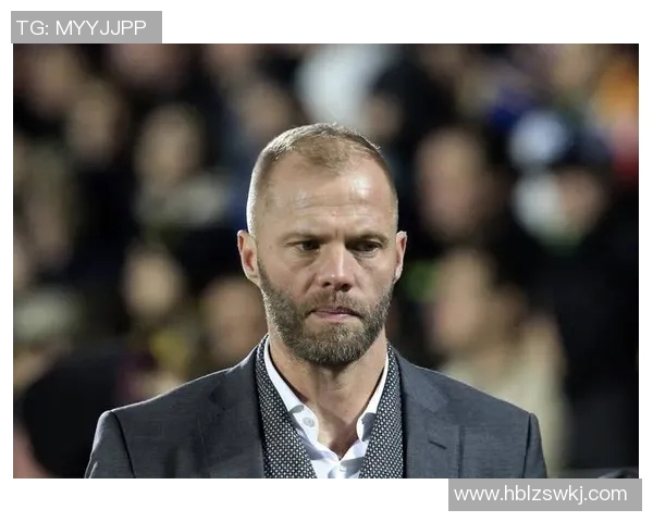 足球历史五大豪门传奇球星全景回顾：他们如何定义时代与荣耀